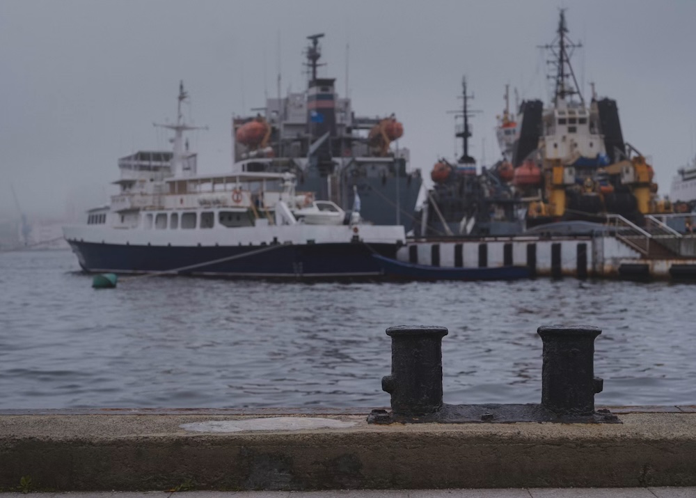 EU Targets Russia’s “Shadow Fleet” and Hybrid Threats